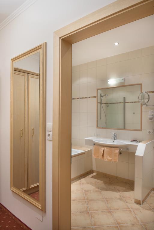 Hotel Gasthof Felsenkeller Kufstein Habitación foto